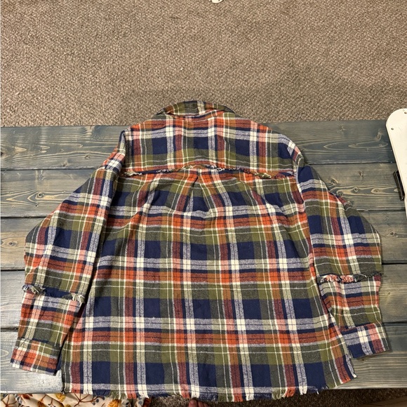 Buckle BKE Women’s Size L Flannel New! - Picture 2 of 3